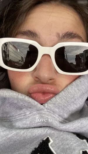 Aleandrafrerk Ale4ndra OnlyFans Leaked Free Thumbnail Picture - #damy6twsSQ