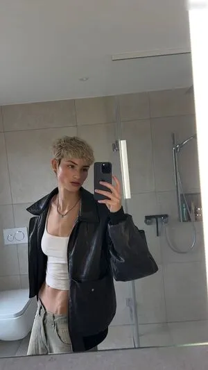 Aleandrafrerk Ale4ndra OnlyFans Leaked Free Thumbnail Picture - #s9MlxUZpKP