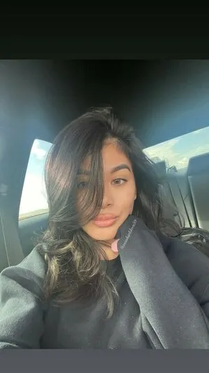 Aleenatran OnlyFans Leaked Free Thumbnail Picture - #Y00Hiv8d8Z