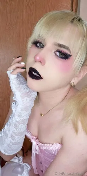 Aleeri OnlyFans Leaked Free Thumbnail Picture - #0TdDG7sjOM