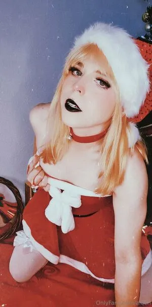 Aleeri OnlyFans Leaked Free Thumbnail Picture - #MWHOatm2FO