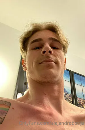 Alejandrobocija OnlyFans Leaked Free Thumbnail Picture - #UvWqxrp9hw