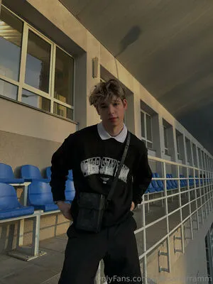 Aleksandrramm OnlyFans Leaked Free Thumbnail Picture - #RQvgZXVCA0