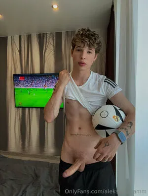 Aleksandrramm OnlyFans Leaked Free Thumbnail Picture - #cdiWaPlGI5