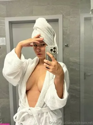 Alekssweetss OnlyFans Leaked Free Thumbnail Picture - #MGNrYSMsIm
