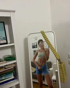 Alena Borovaya OnlyFans Leaked Free Thumbnail Picture - #YmpGhL0mVI