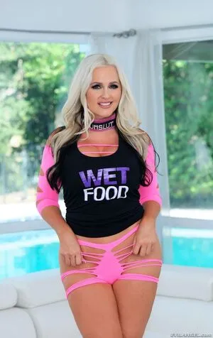 Alena Croft OnlyFans Leaked Free Thumbnail Picture - #CZvOEj0xJH