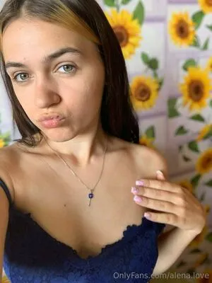 Alena Love OnlyFans Leaked Free Thumbnail Picture - #xa73HBA125