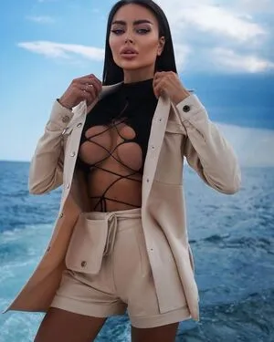 Alena Omovych OnlyFans Leaked Free Thumbnail Picture - #NmbThAVWwT