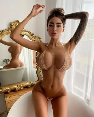 Alena Omovych OnlyFans Leaked Free Thumbnail Picture - #LPBR4n73sg