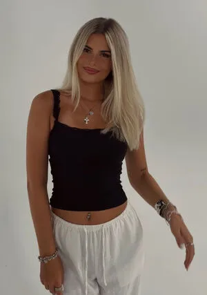 Alenamlr OnlyFans Leaked Free Thumbnail Picture - #fnT9OCspJc