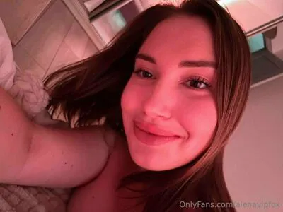 Alenavipfox OnlyFans Leaked Free Thumbnail Picture - #90mptvsTB2
