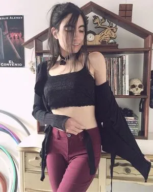 Alenky Nar OnlyFans Leaked Free Thumbnail Picture - #ckViYssTE4