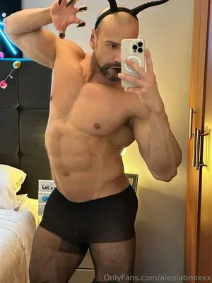Aleolatinoxxx OnlyFans Leaked Free Thumbnail Picture - #8JVYdM5bw0