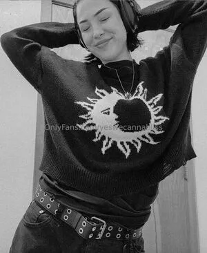 Alesa OnlyFans Leaked Free Thumbnail Picture - #tKdYkQ58MY