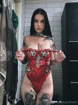 Alesandra93 OnlyFans Leaked Free Thumbnail Picture - #3GivefoMGK