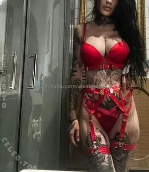 Alesandra93 OnlyFans Leaked Free Thumbnail Picture - #INOjLeiasd