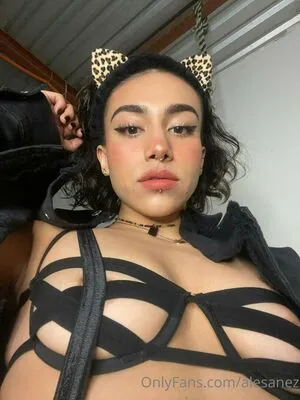 Alesanez OnlyFans Leaked Free Thumbnail Picture - #6CESNbEB8w