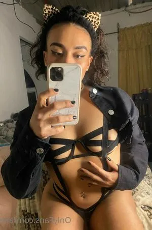Alesanez OnlyFans Leaked Free Thumbnail Picture - #cxXLNOMDB0