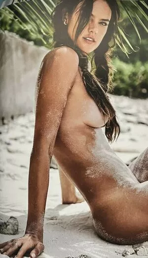 Alessandra Ambrosio OnlyFans Leaked Free Thumbnail Picture - #0Ptsf3xZ02