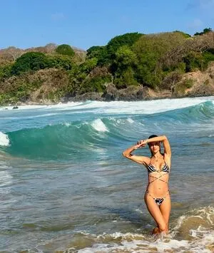 Alessandra Ambrosio OnlyFans Leaked Free Thumbnail Picture - #4P4ssXIM6Z