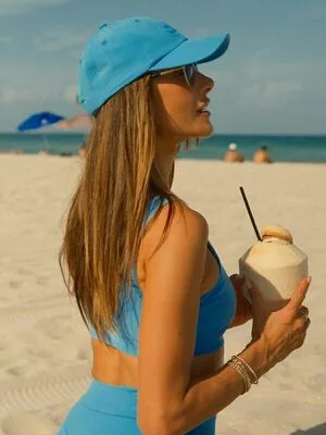 Alessandra Ambrosio OnlyFans Leaked Free Thumbnail Picture - #9AFGHpXGh3