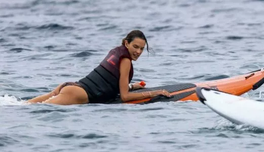 Alessandra Ambrosio OnlyFans Leaked Free Thumbnail Picture - #AnTWE47Nmr