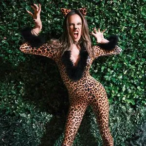Alessandra Ambrosio OnlyFans Leaked Free Thumbnail Picture - #CyTXo4Ietm