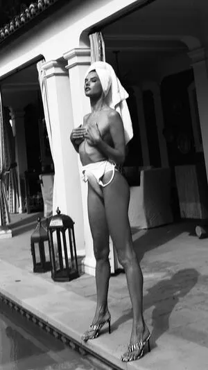 Alessandra Ambrosio OnlyFans Leaked Free Thumbnail Picture - #GQLYL3P06k