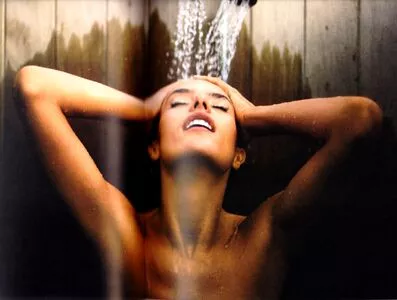 Alessandra Ambrosio OnlyFans Leaked Free Thumbnail Picture - #GYXlT6Wpvb