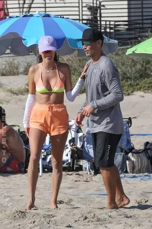 Alessandra Ambrosio OnlyFans Leaked Free Thumbnail Picture - #HKWYp6aZkr