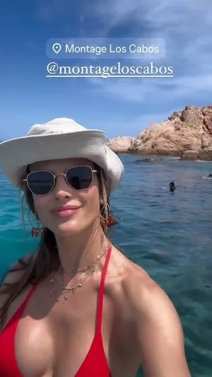 Alessandra Ambrosio OnlyFans Leaked Free Thumbnail Picture - #IGQBBAzEyA