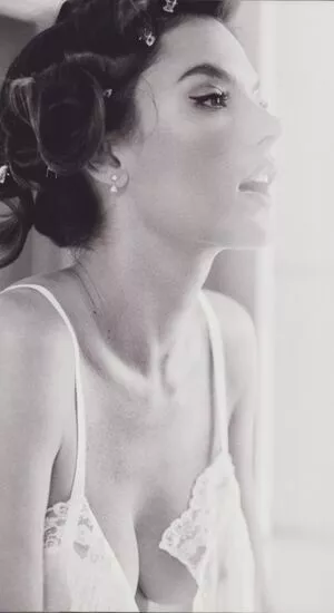 Alessandra Ambrosio OnlyFans Leaked Free Thumbnail Picture - #Iz3pgNWJNf