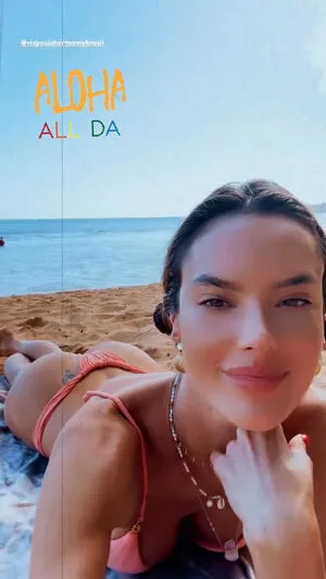 Alessandra Ambrosio OnlyFans Leaked Free Thumbnail Picture - #KHAwq3gZej