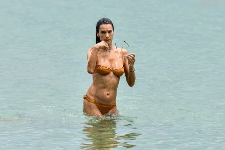 Alessandra Ambrosio OnlyFans Leaked Free Thumbnail Picture - #O2IsKEScah