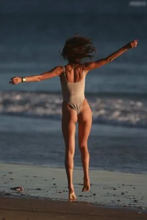 Alessandra Ambrosio OnlyFans Leaked Free Thumbnail Picture - #TuLRRsiJaW