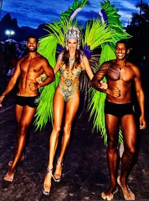 Alessandra Ambrosio OnlyFans Leaked Free Thumbnail Picture - #WcfOFU7mZl