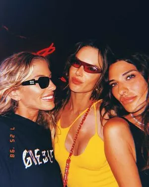 Alessandra Ambrosio OnlyFans Leaked Free Thumbnail Picture - #ZGPpYQV5cm