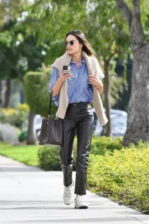 Alessandra Ambrosio OnlyFans Leaked Free Thumbnail Picture - #Zl0YxXJmOC