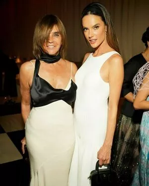 Alessandra Ambrosio OnlyFans Leaked Free Thumbnail Picture - #awBUhZwJ64