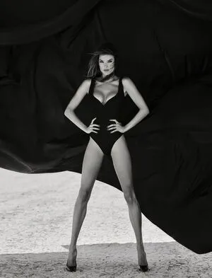 Alessandra Ambrosio OnlyFans Leaked Free Thumbnail Picture - #f3Y9nRKQDv