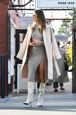 Alessandra Ambrosio OnlyFans Leaked Free Thumbnail Picture - #grrK7QSvxE