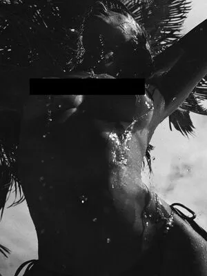 Alessandra Ambrosio OnlyFans Leaked Free Thumbnail Picture - #iPMS2vZmsB