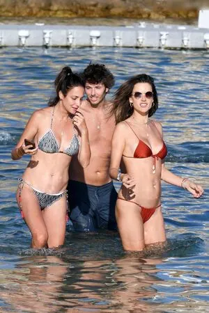 Alessandra Ambrosio OnlyFans Leaked Free Thumbnail Picture - #iRt93ajrCW