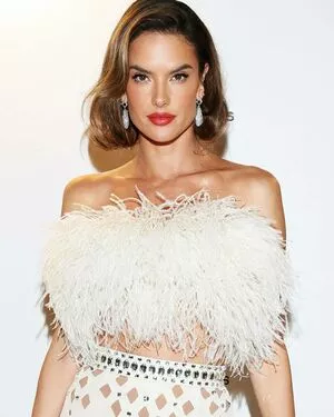 Alessandra Ambrosio OnlyFans Leaked Free Thumbnail Picture - #lh1DCvvK8k
