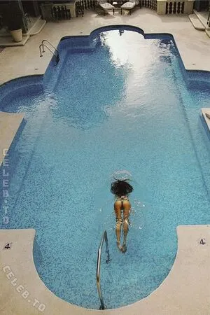 Alessandra Ambrosio OnlyFans Leaked Free Thumbnail Picture - #n6JWVAtvCC