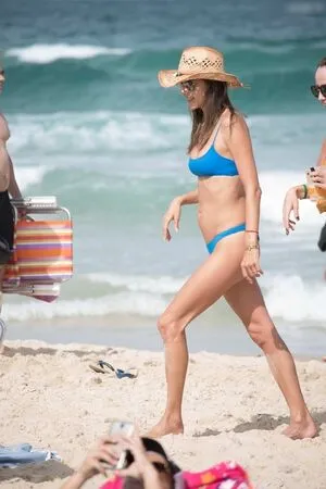 Alessandra Ambrosio OnlyFans Leaked Free Thumbnail Picture - #ndHvPswcxC