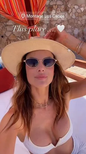 Alessandra Ambrosio OnlyFans Leaked Free Thumbnail Picture - #omkPRrw8S6