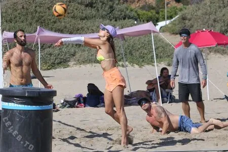 Alessandra Ambrosio OnlyFans Leaked Free Thumbnail Picture - #p3w2v8euwc