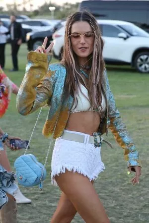 Alessandra Ambrosio OnlyFans Leaked Free Thumbnail Picture - #pmCKz23kPX